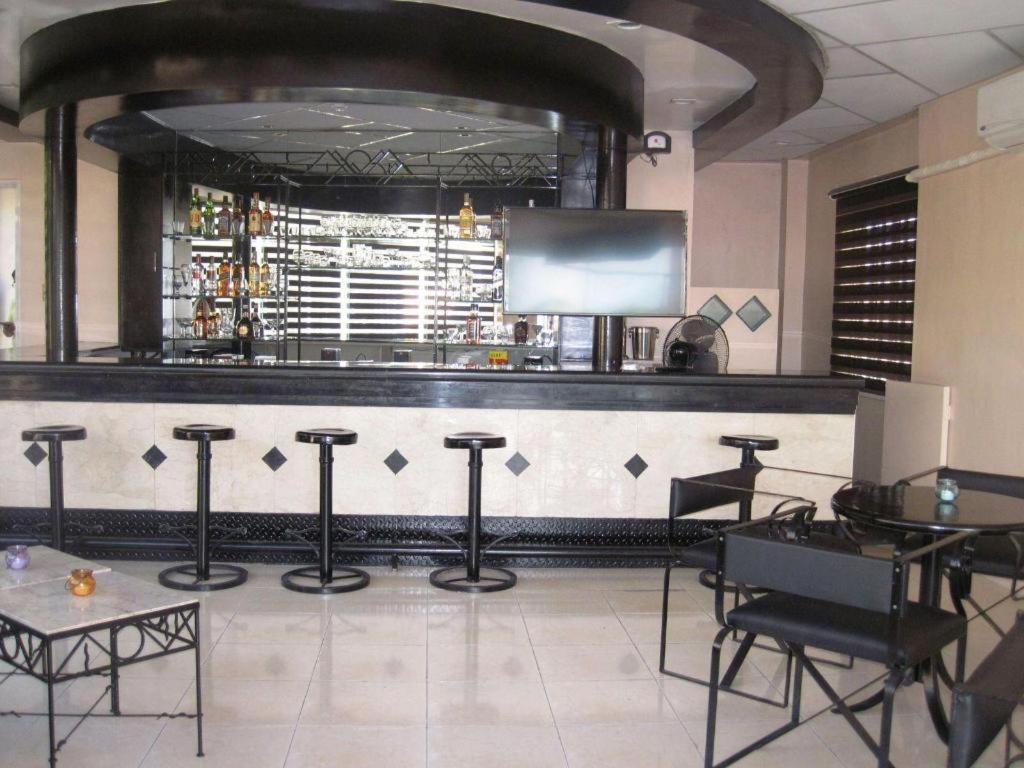 Alicia Hotel & Restaurant Legazpi Exterior photo