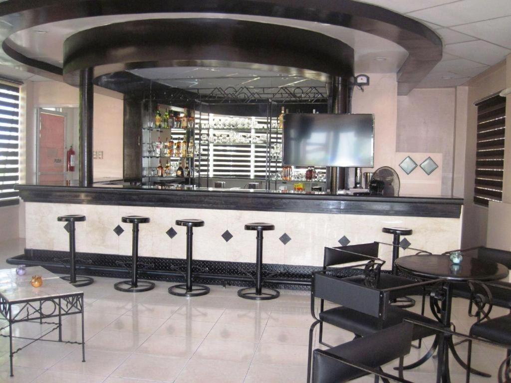 Alicia Hotel & Restaurant Legazpi Exterior photo